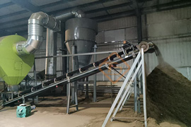 東北三臺(tái)圓盤造粒機(jī)生產(chǎn)線現(xiàn)場(chǎng)