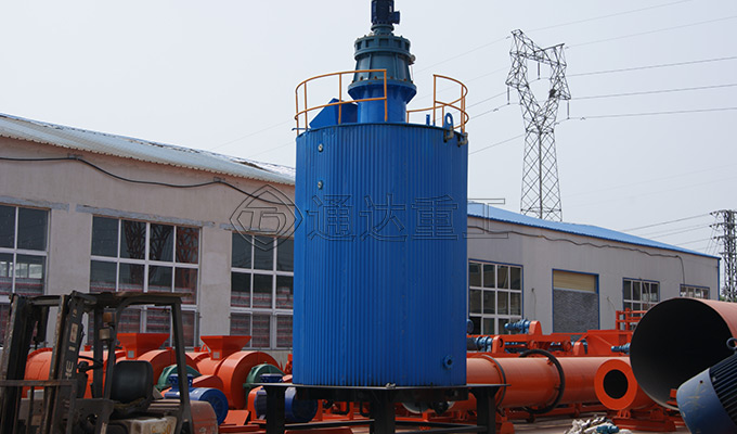 牛羊糞臥式有機(jī)肥發(fā)酵罐生產(chǎn)設(shè)備