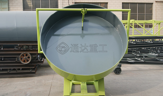 加工定制豬糞秸稈圓盤(pán)造粒機(jī)